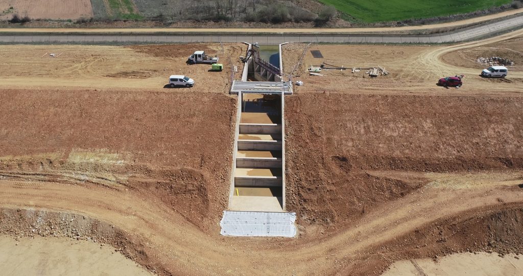 Modernización regadío del canal del Páramo en Santa Marina del Rey